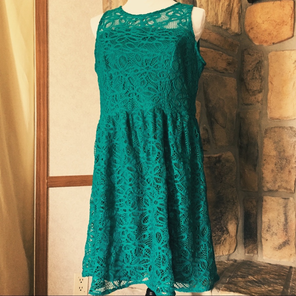 Studio One New York Women Green Casual Dress 14